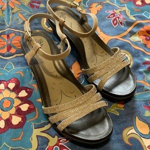 Abeo sandals with rhinestones!